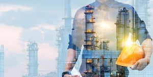 web_Graphic Engineer with safety helmet_a_small